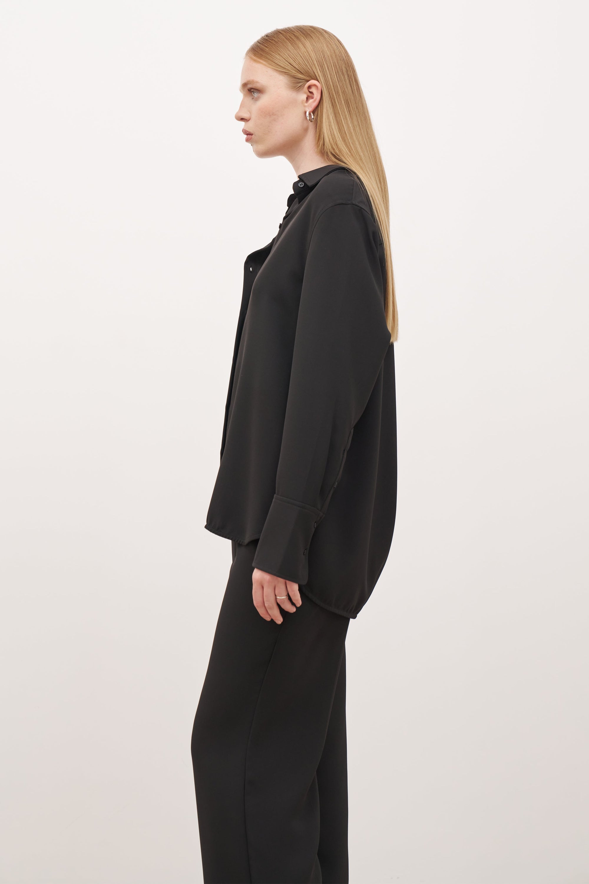 Effortless Oversized Shirt - Black