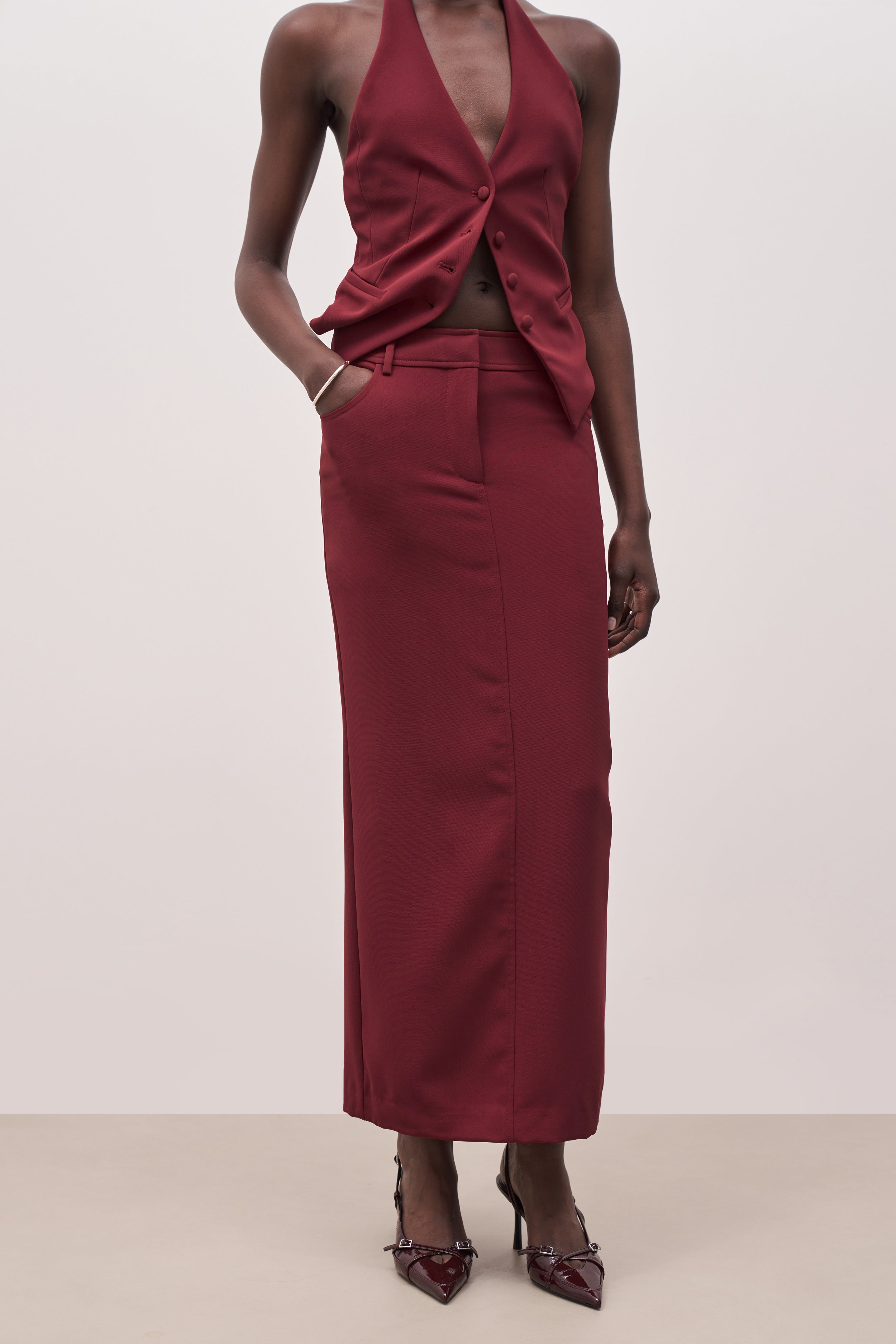 Mid Rise Effortless Maxi Skirt - Burgundy