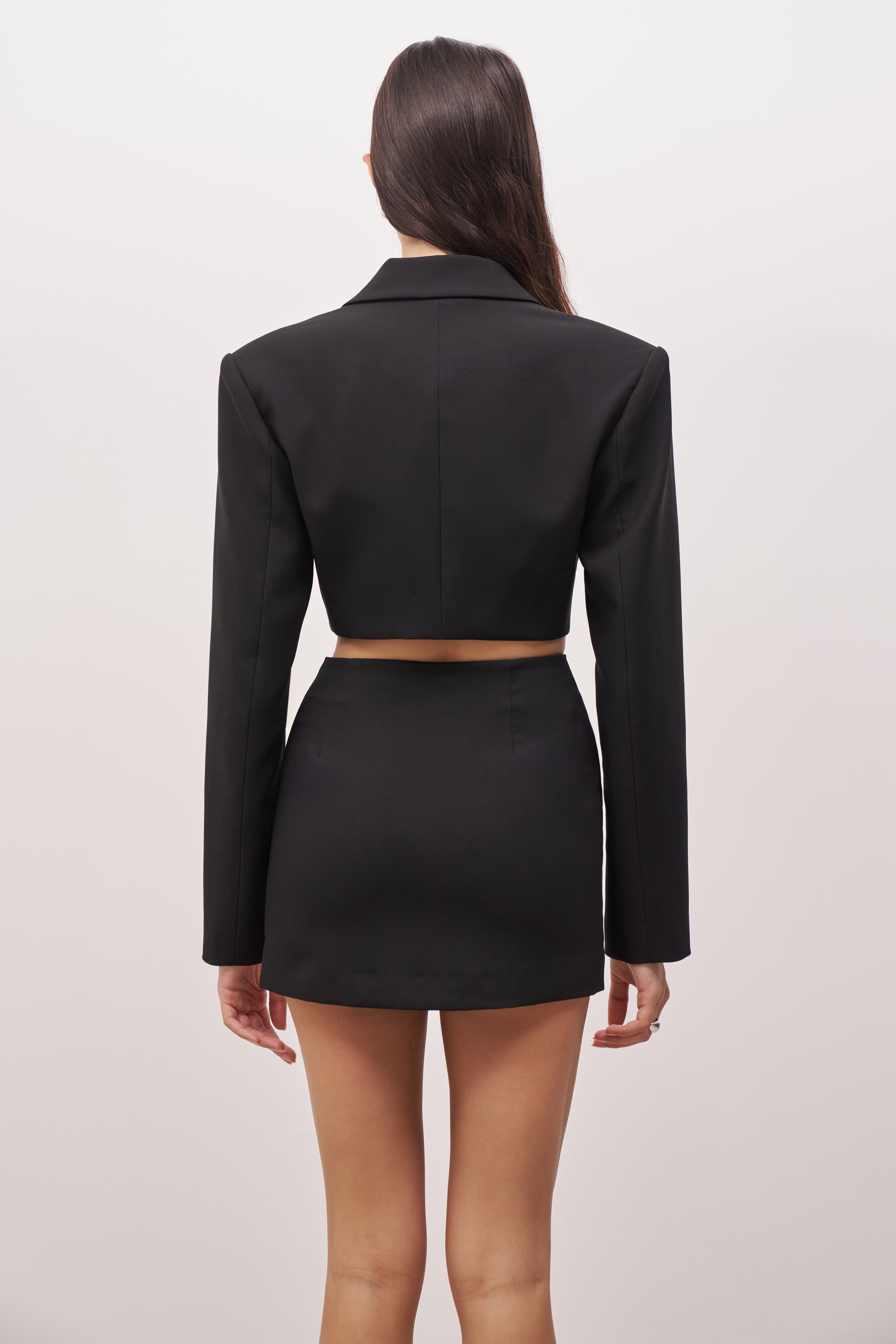 Hook & Eye Cropped Blazer - Black