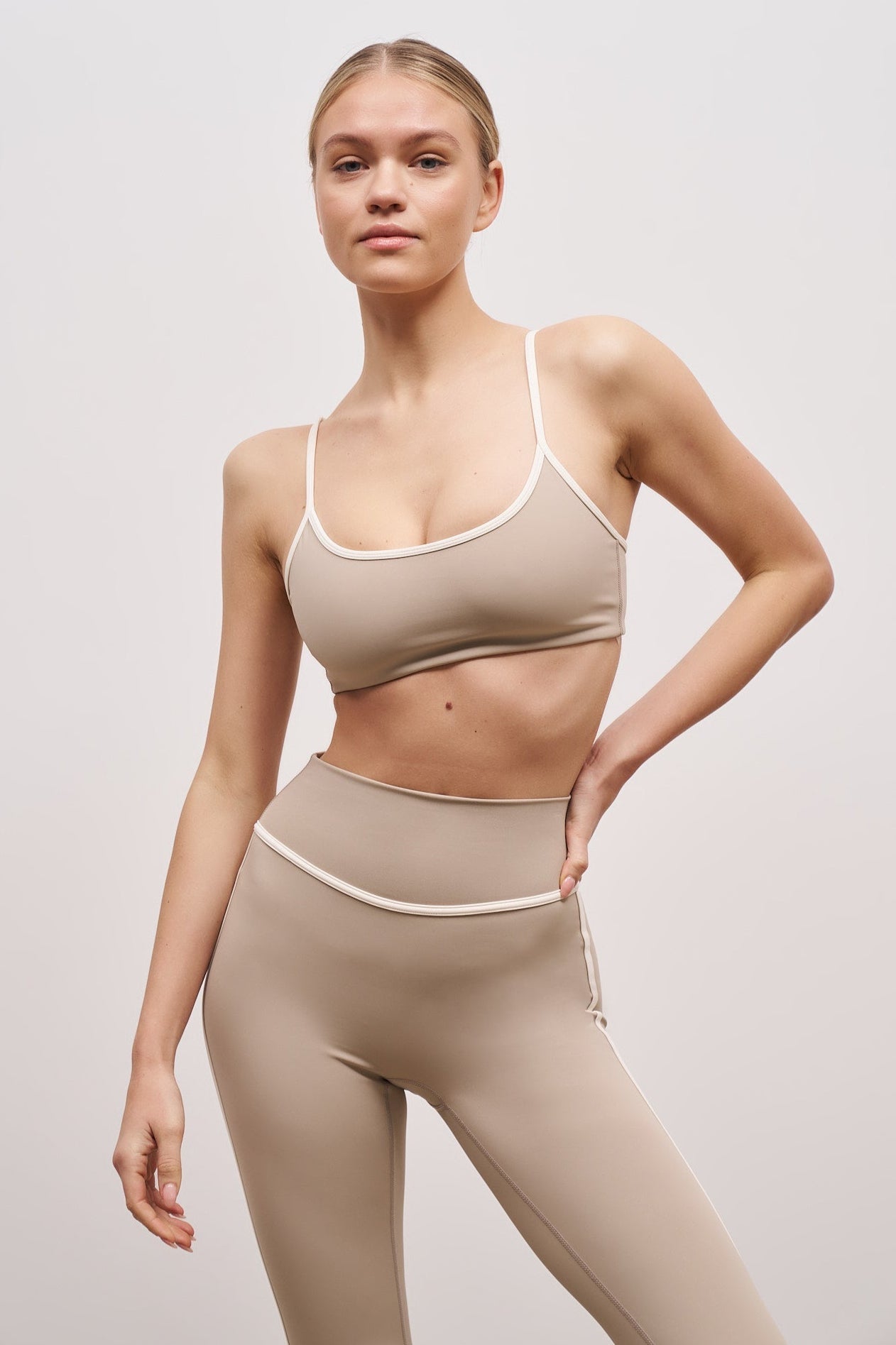 Base Contrast Trim Cami Bra - Taupe/Tofu