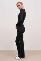 Base Sculpting Flared Leggings - Black