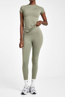 Base Sculpting Leggings - Olive