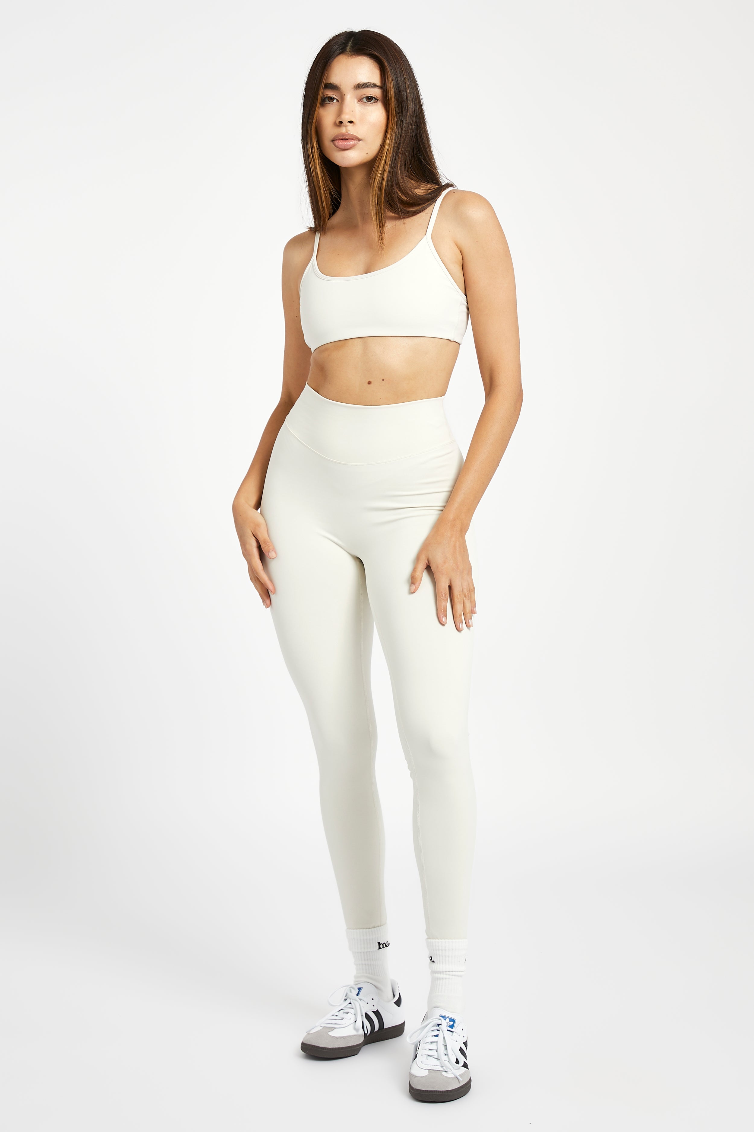 Base Sculpting Cami Bra - Tofu