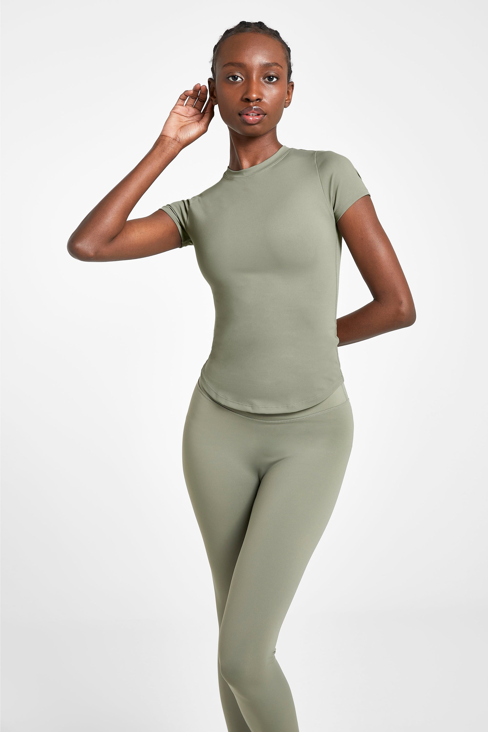 Base Sculpting T Shirt - Olive